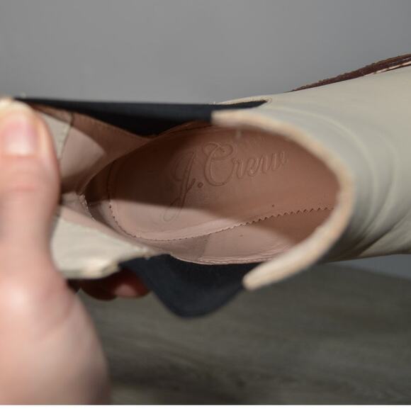 J. Crew Crepe-sole Pull-on Boot Woman's Leather Dusty Ivory Size 8.5 - Picture 7 of 8